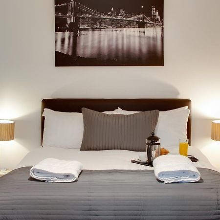 Base Serviced Apartments - Cumberland Apartments Liverpool Extérieur photo